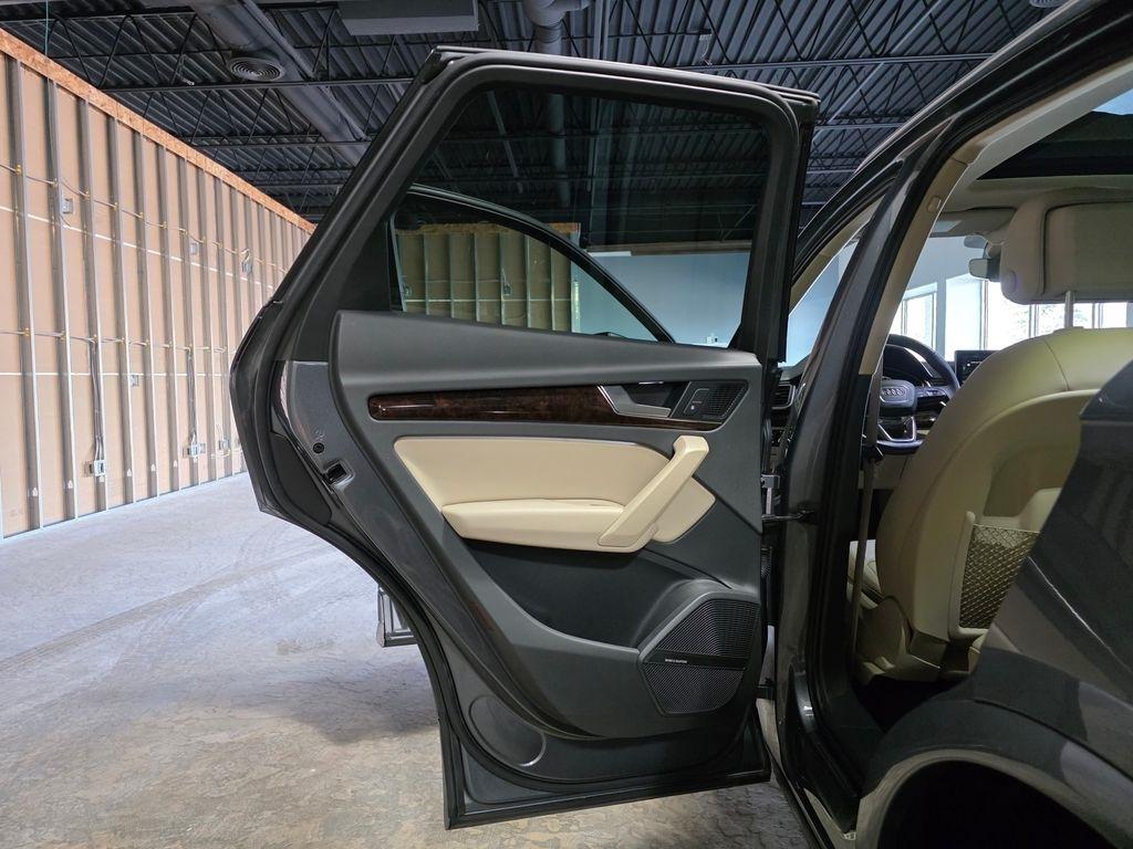 Audi Q5 2.0T Premium Plus quattro 2018