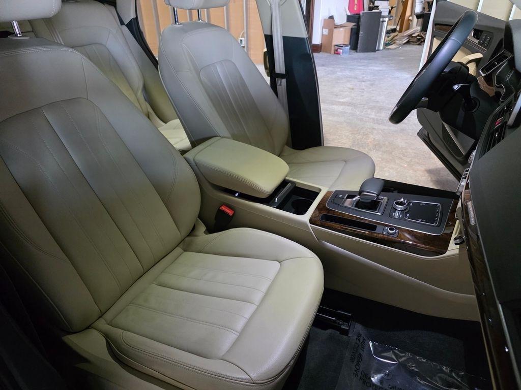 Audi Q5 2.0T Premium Plus quattro 2018