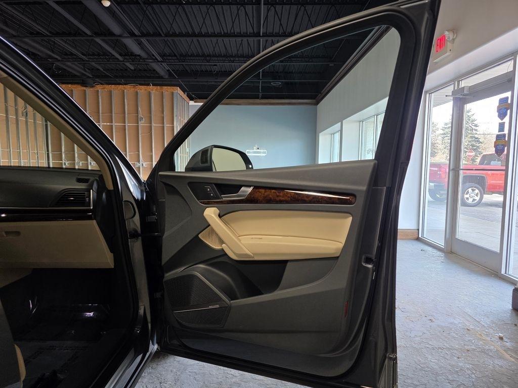 Audi Q5 2.0T Premium Plus quattro 2018