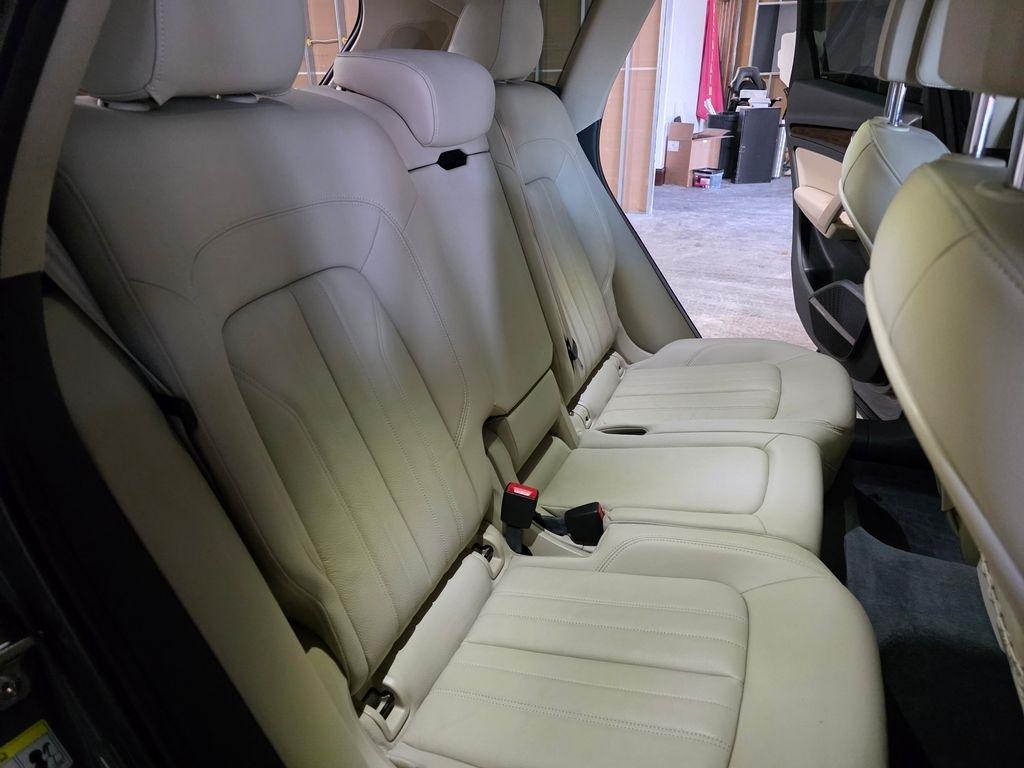 Audi Q5 2.0T Premium Plus quattro 2018