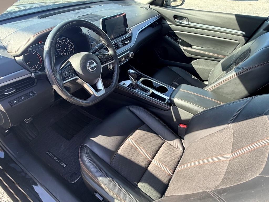 2024 Nissan Altima SR - Photo 6