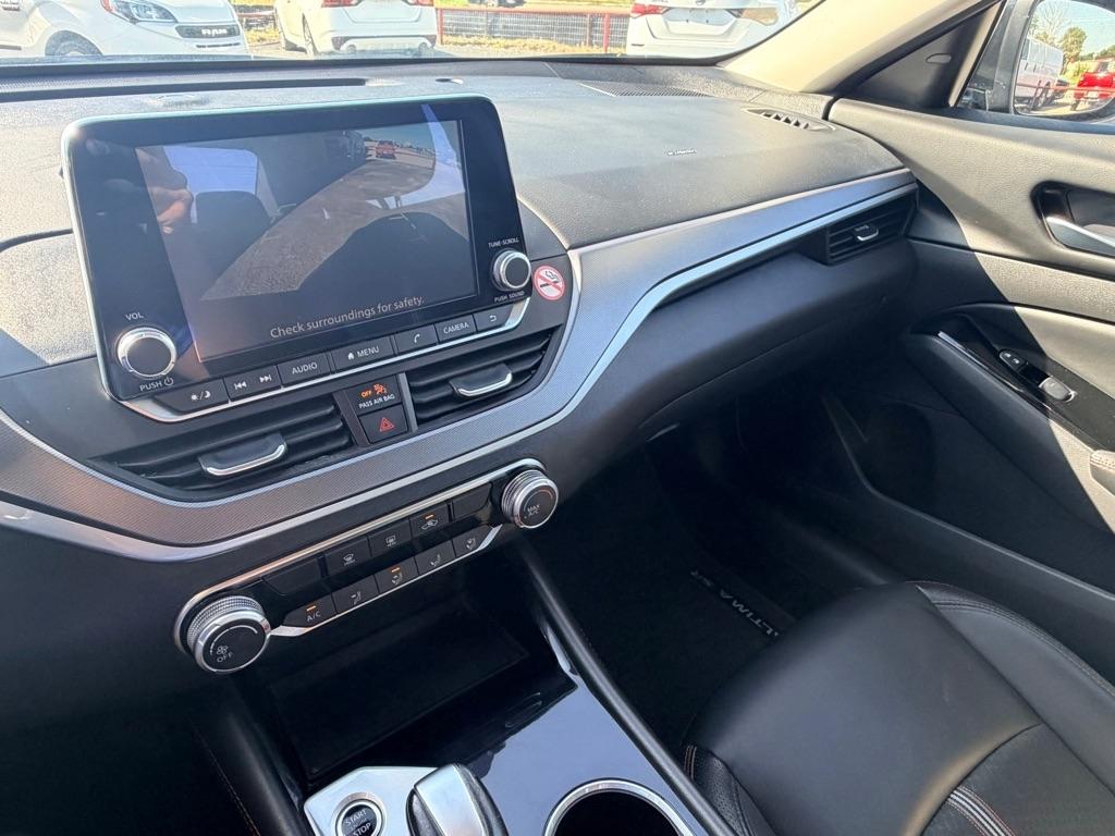 2024 Nissan Altima SR - Photo 10