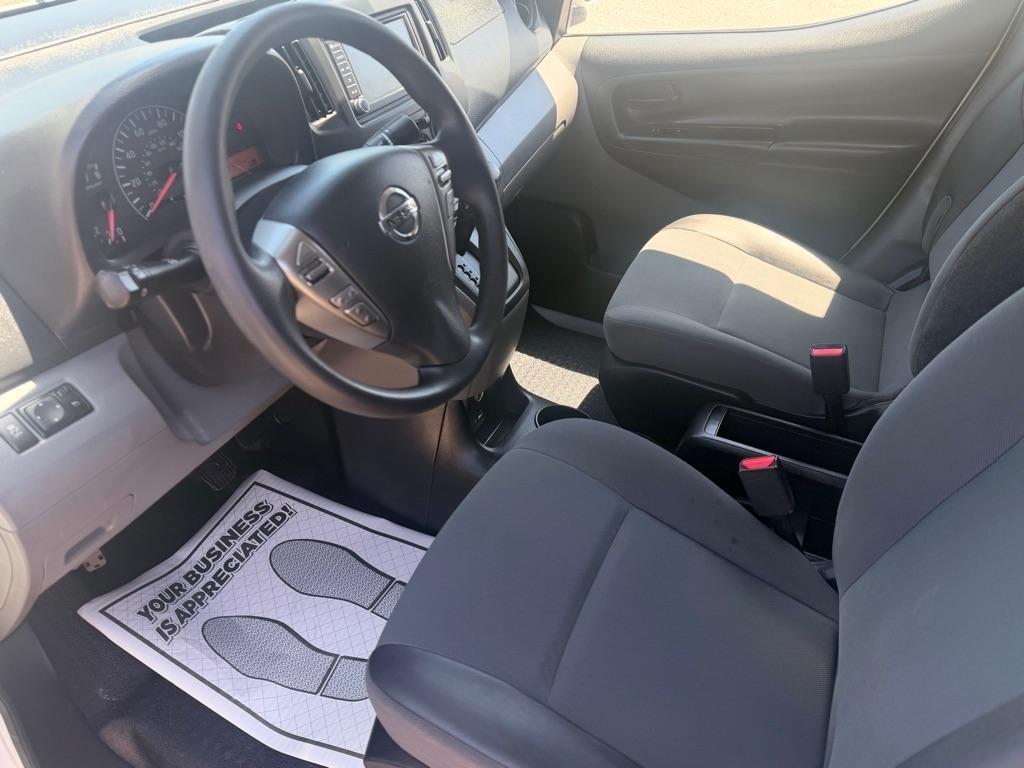2020 Nissan NV200 SV - Photo 7