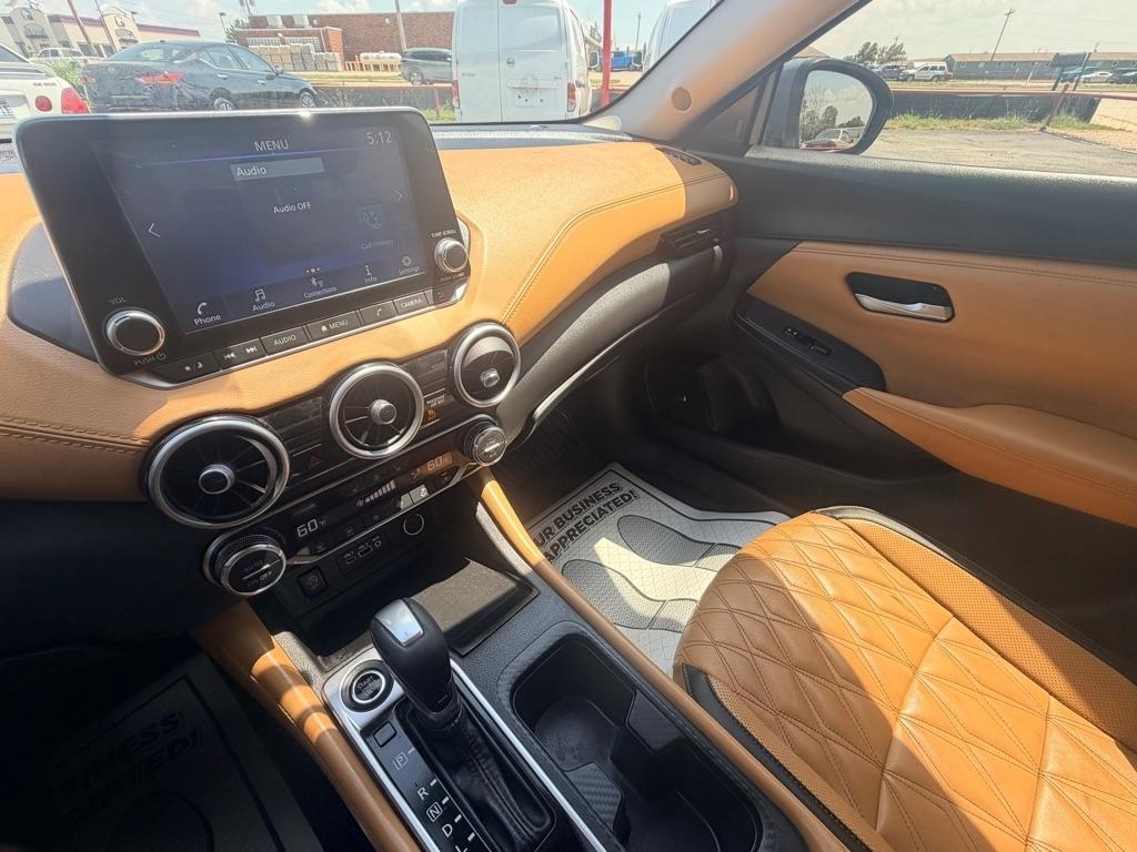 2025 Nissan Sentra SV - Photo 12