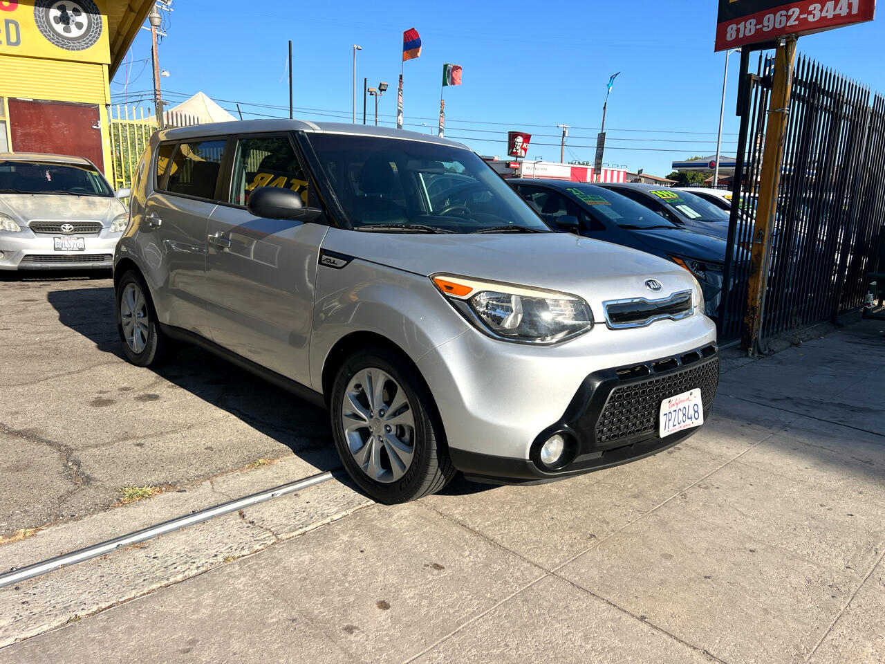Kia Soul + w/Signature 2.0 Special Edition 2016