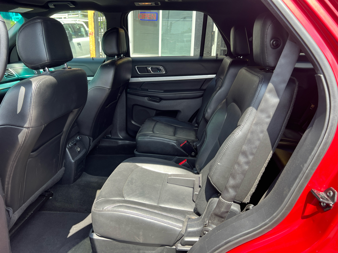 Ford Explorer XLT FWD 2016