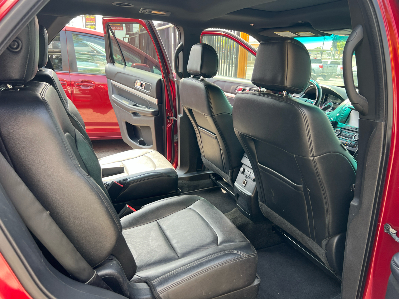 Ford Explorer XLT FWD 2016