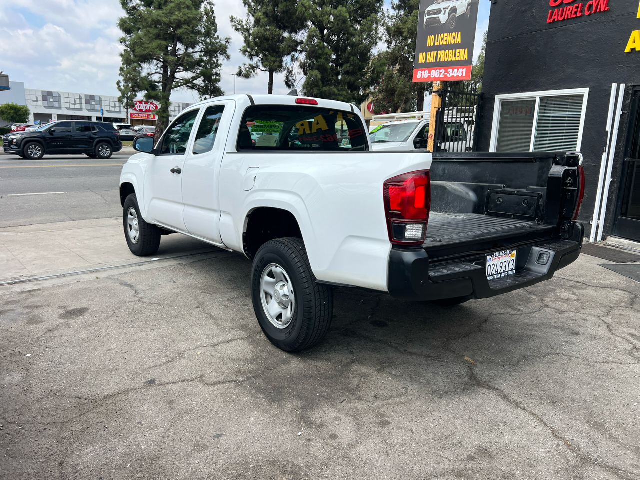 Toyota Tacoma SR5 Access Cab I4 6AT 2WD 2018