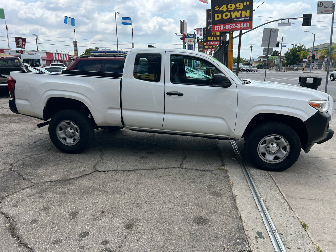 Toyota Tacoma SR5 Access Cab I4 6AT 2WD 2018