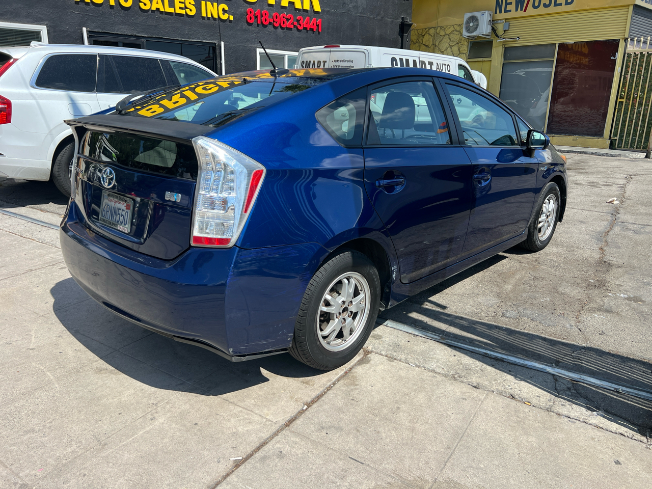 Toyota Prius Prius V 2010