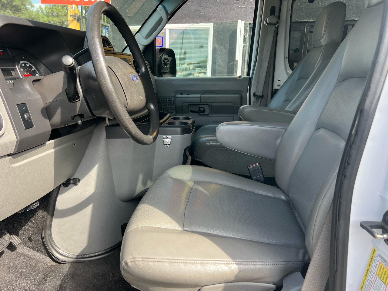 Ford Econoline E-350 Extended 2009