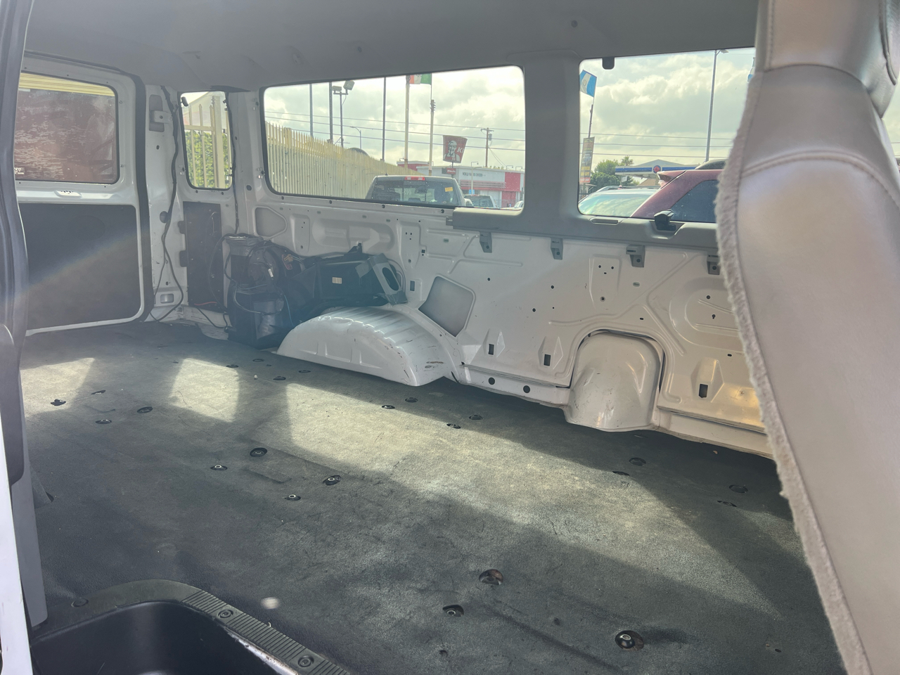 Ford Econoline E-350 Extended 2009