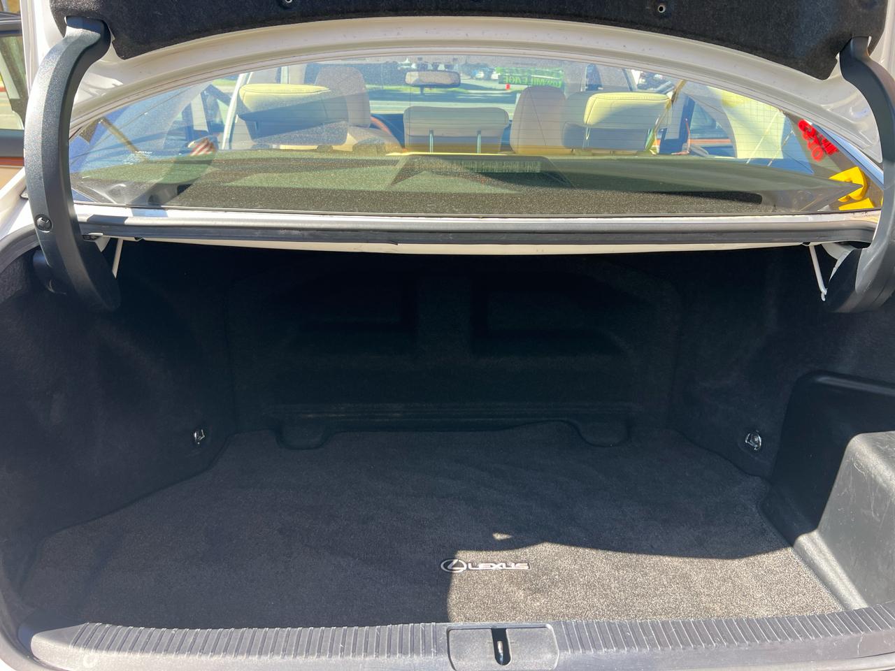 Lexus ES 300h Sedan 2015