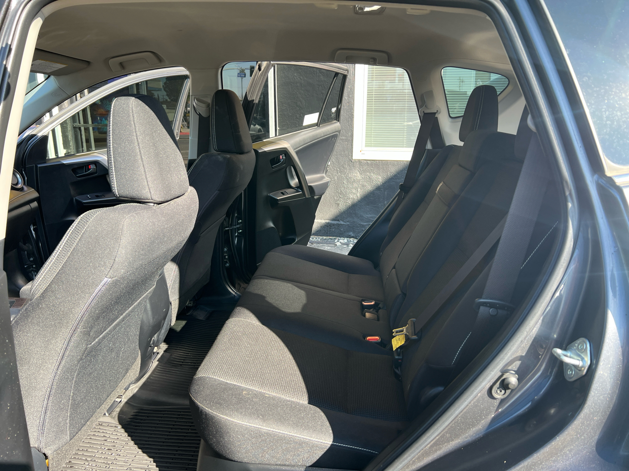 Toyota RAV4 Hybrid XLE 2018