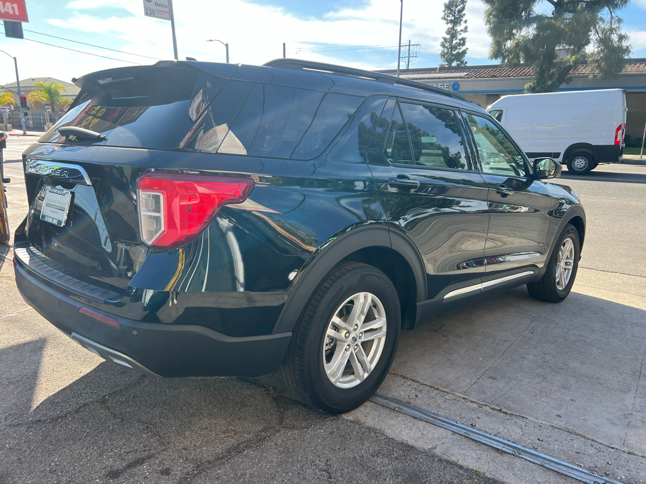 Ford Explorer XLT 2023