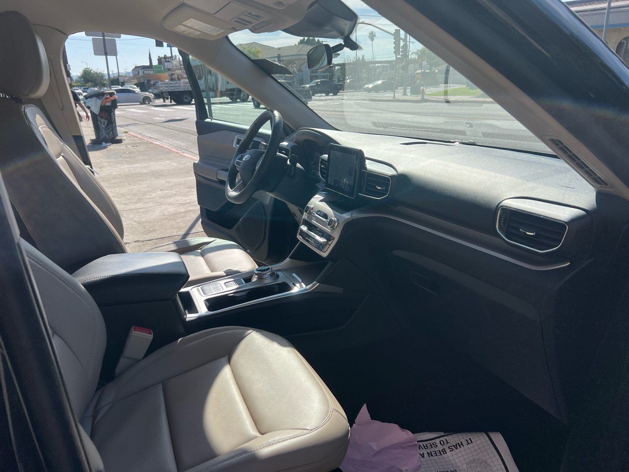 Ford Explorer XLT 2023