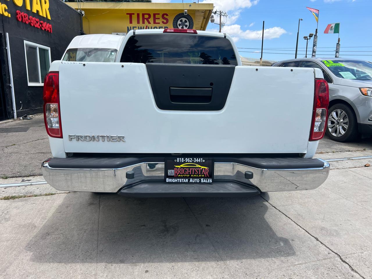 Nissan Frontier 2WD King Cab I4 Auto SV 2013