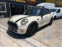 2018 MINI Cooper 