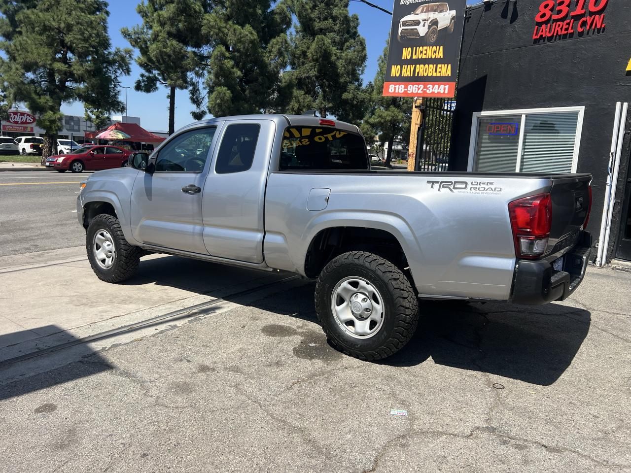 Toyota Tacoma SR5 Access Cab I4 6AT 2WD 2020