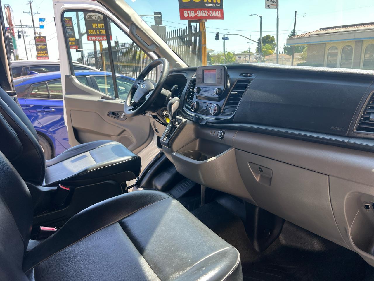Ford Transit 250 Van 2023