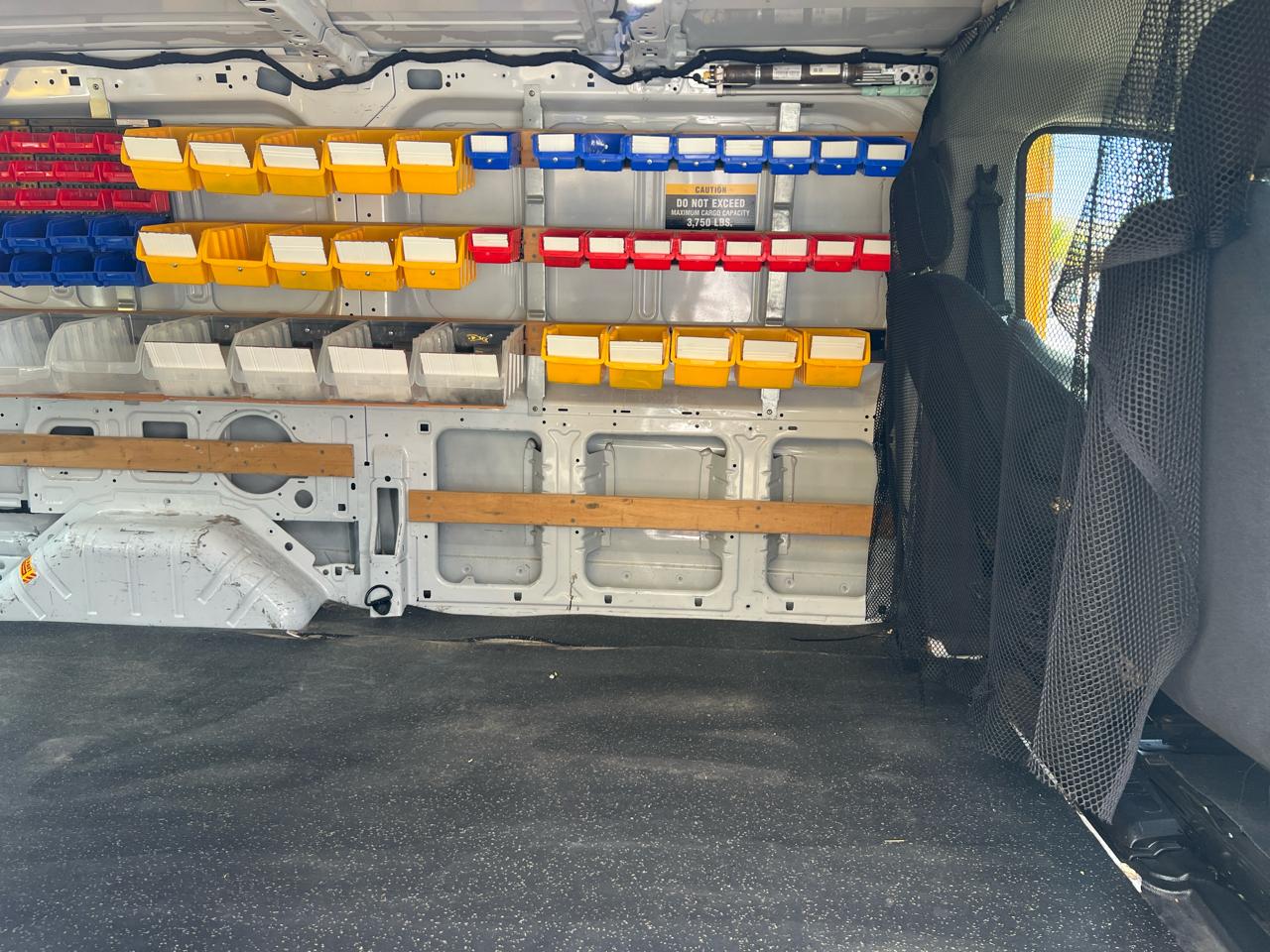 Ford Transit 250 Van Low Roof w/Sliding Pass. 130-in. WB 2021