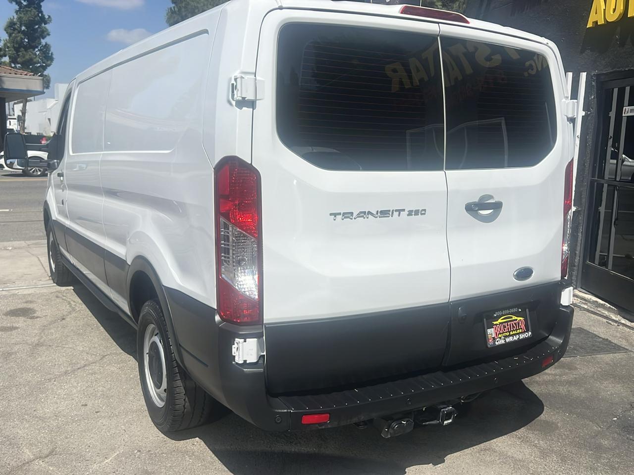 Ford Transit 250 Van 2025