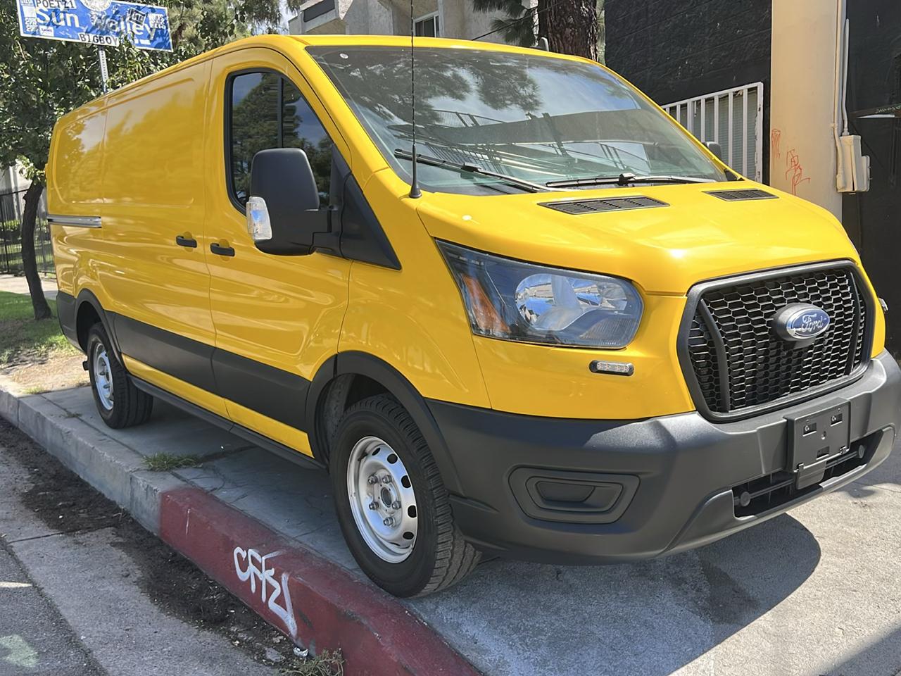 Ford Transit 150 Van Low Roof w/Sliding Pass. 130-in. WB 2024