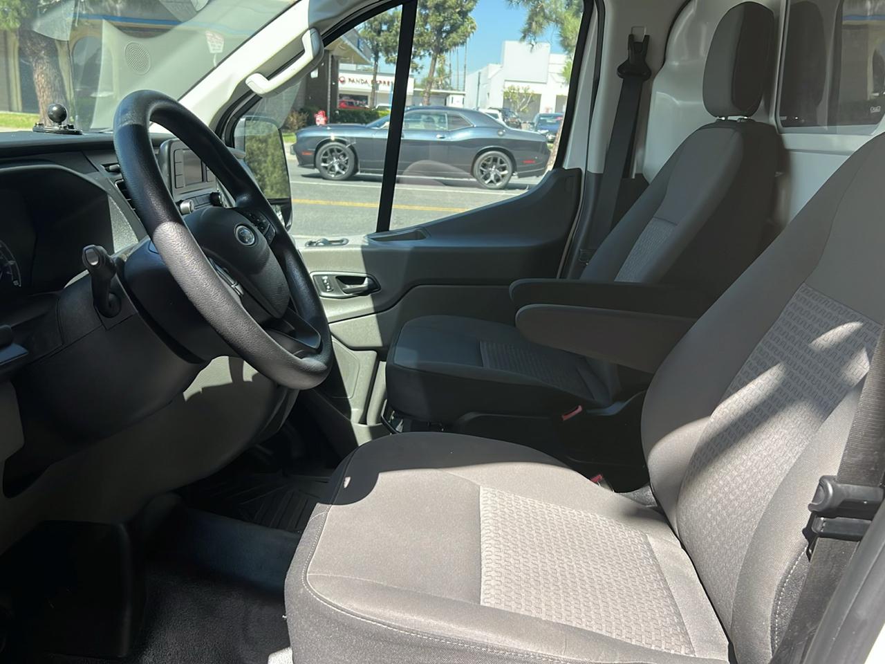 Ford Transit 150 Van Low Roof w/Sliding Pass. 130-in. WB 2024