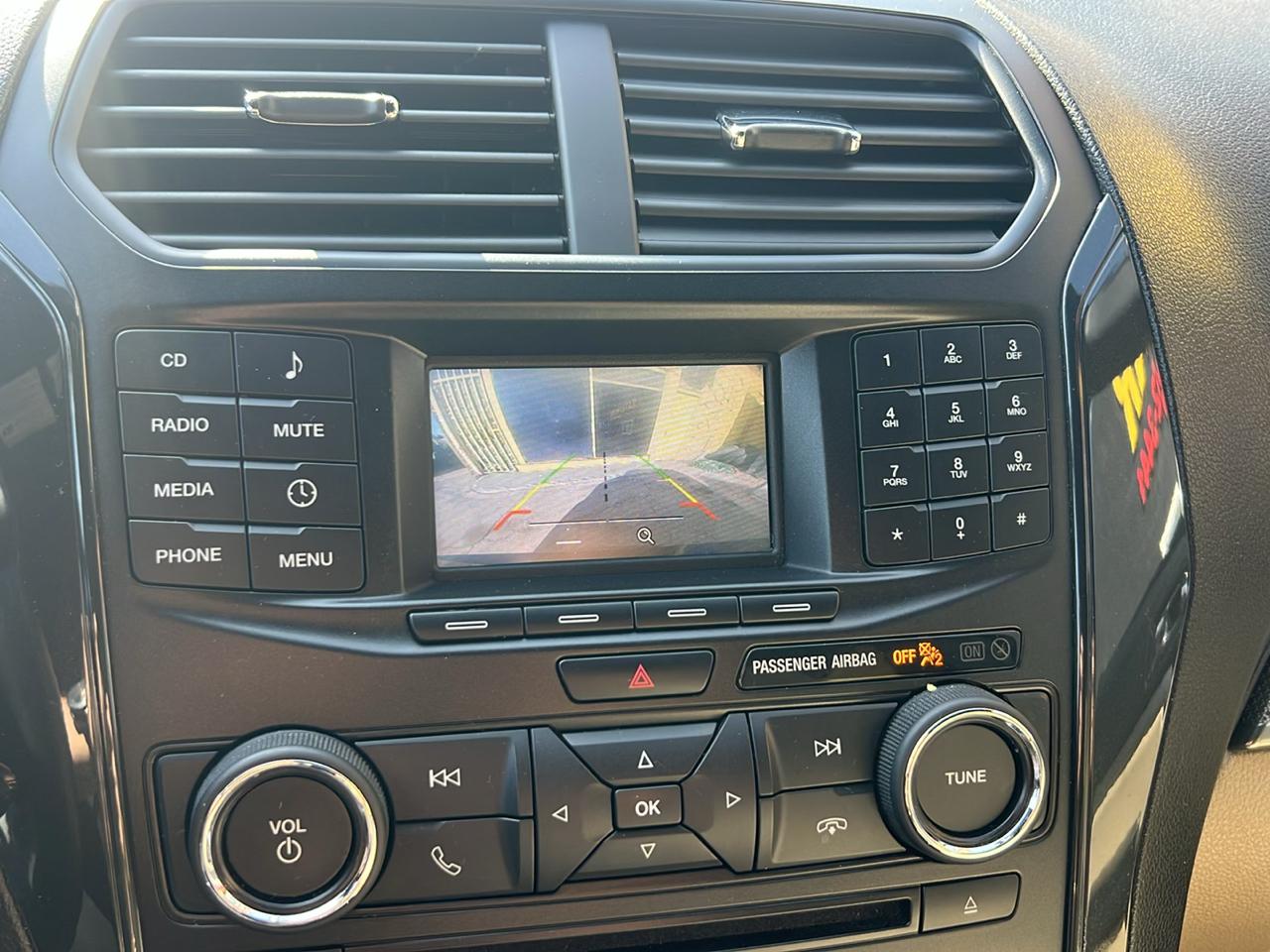 Ford Explorer Base 4WD 2017