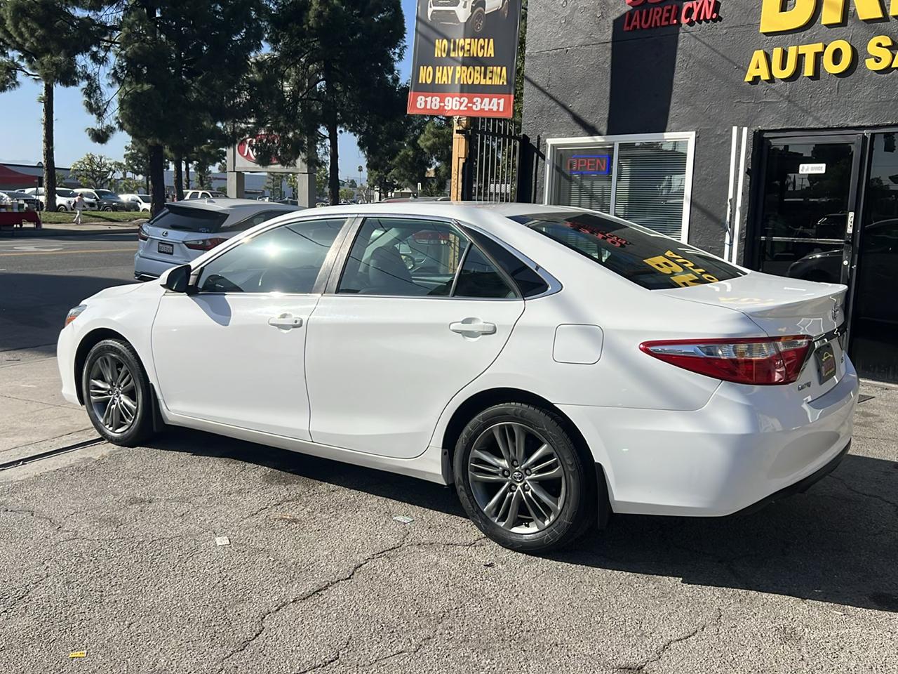 Toyota Camry SE 2017