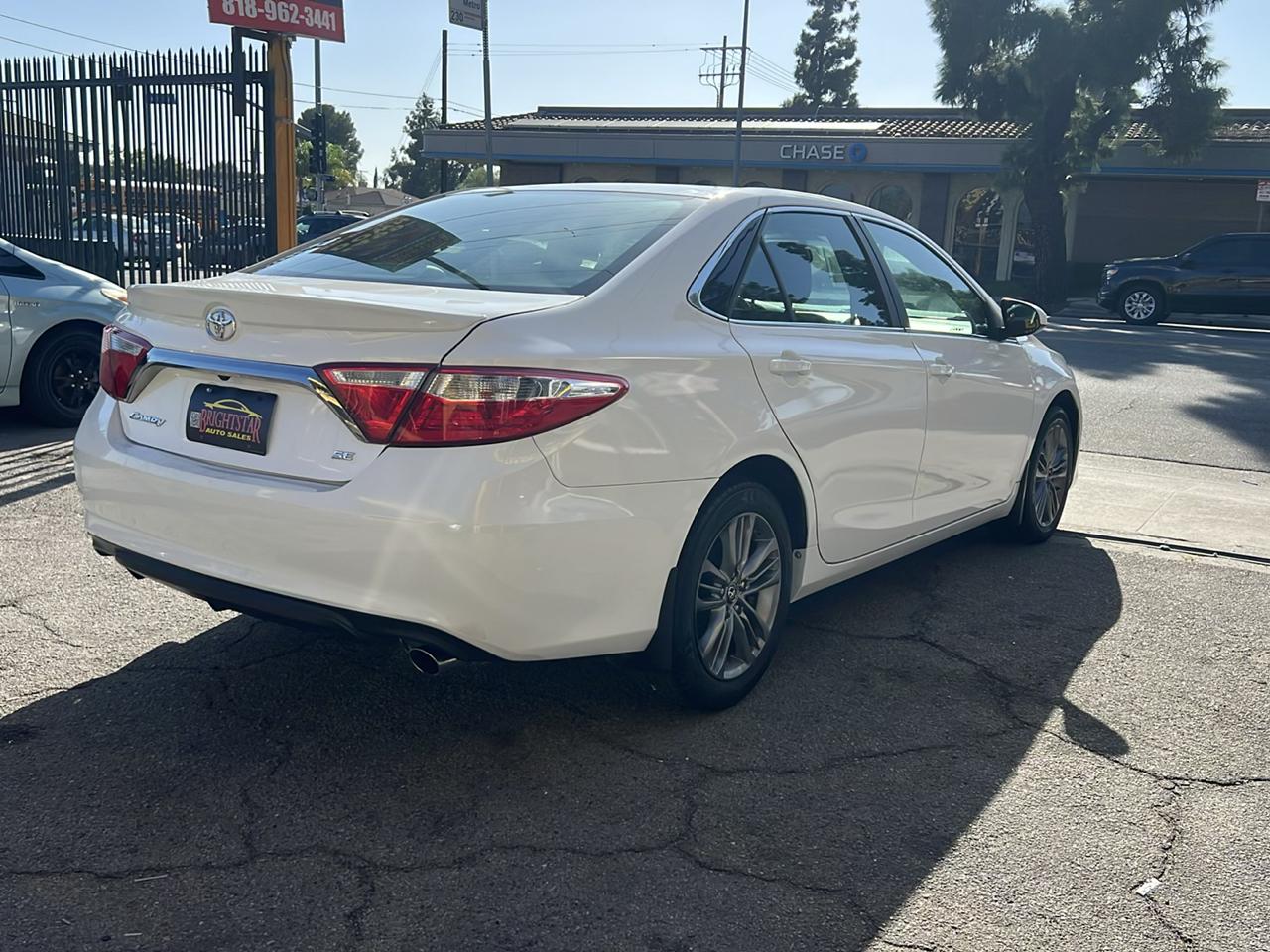 Toyota Camry SE 2017