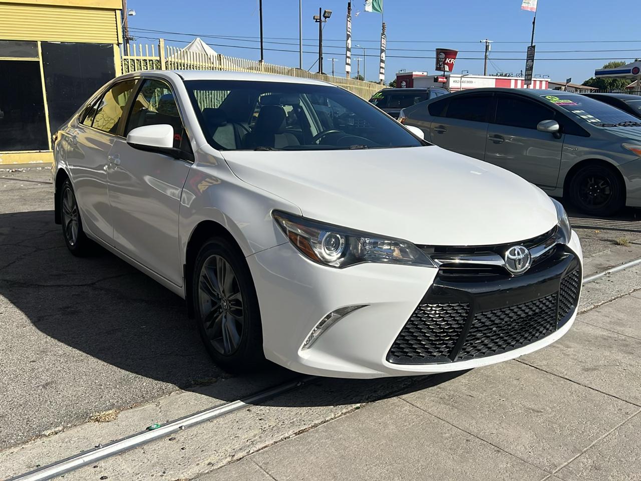 Toyota Camry SE 2017
