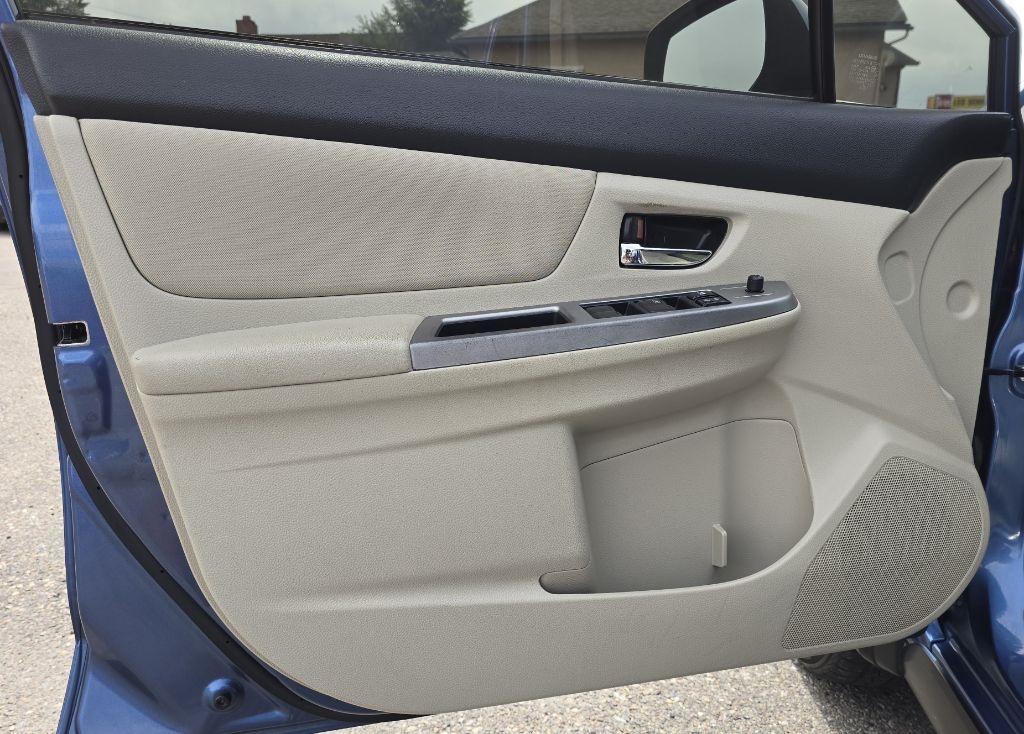 Subaru XV Crosstrek Hybrid 2.0i 2014