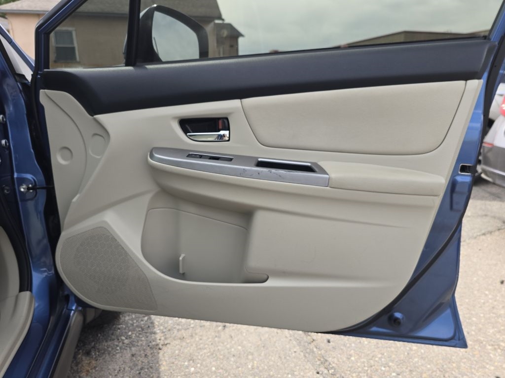 Subaru XV Crosstrek Hybrid 2.0i 2014