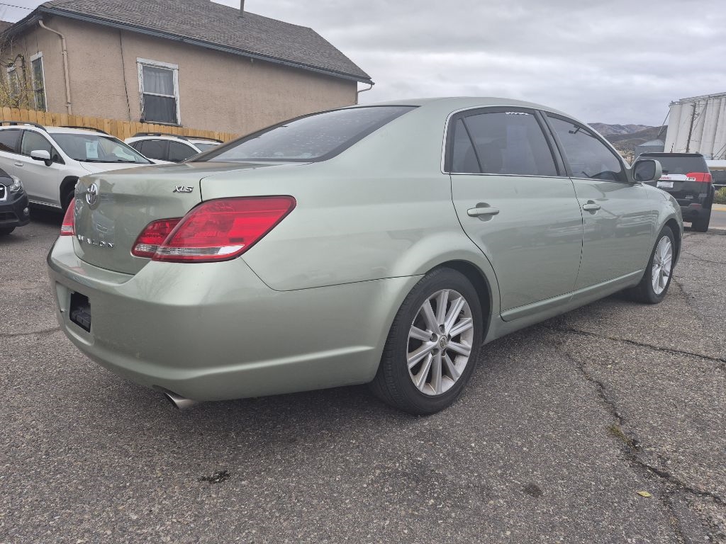 Toyota Avalon XL 2007