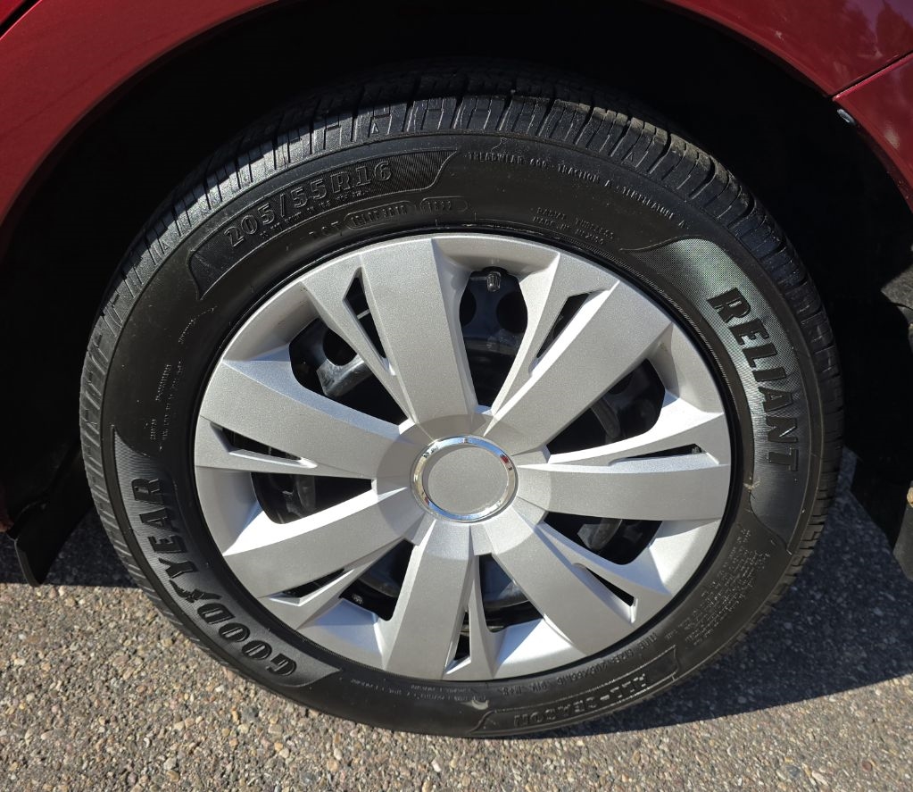 Subaru Impreza 2.0i 5M 5-Door 2017 Subaru Impreza 2.0i 5M 5-Door 2017