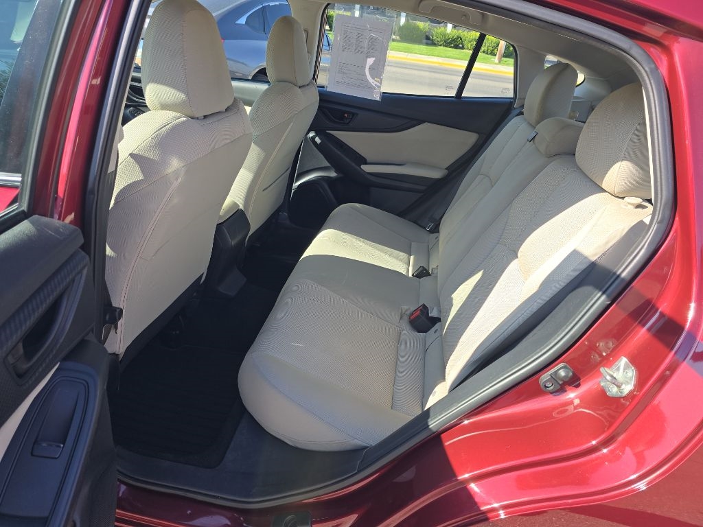 Subaru Impreza 2.0i 5M 5-Door 2017 Subaru Impreza 2.0i 5M 5-Door 2017