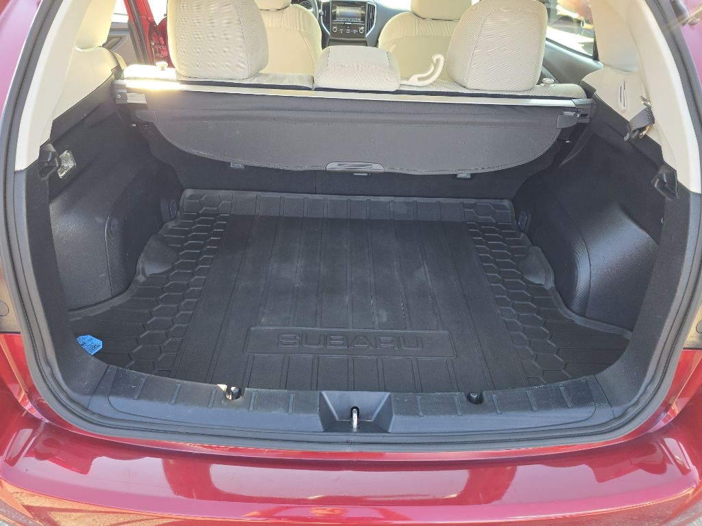 Subaru Impreza 2.0i 5M 5-Door 2017 Subaru Impreza 2.0i 5M 5-Door 2017