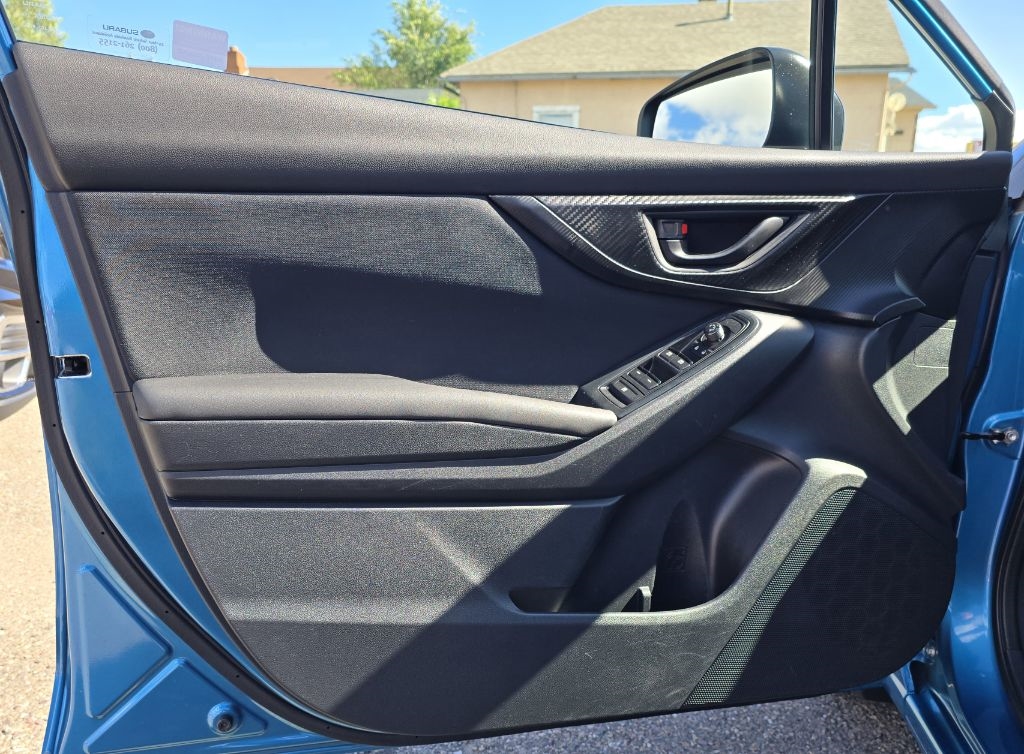 Subaru Impreza 2.0i 5M 5-Door 2019 Subaru Impreza 2.0i 5M 5-Door 2019