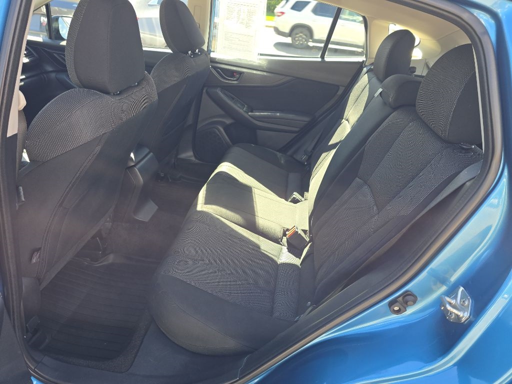 Subaru Impreza 2.0i 5M 5-Door 2019 Subaru Impreza 2.0i 5M 5-Door 2019