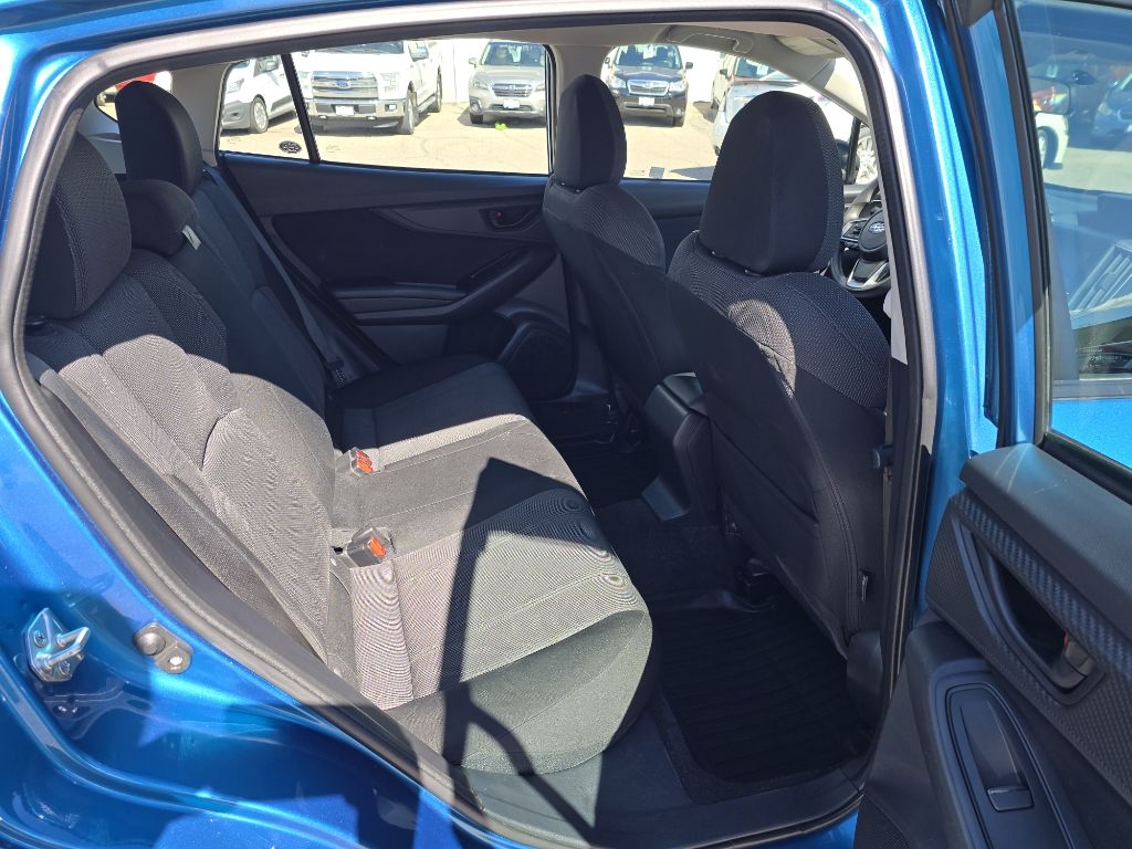 Subaru Impreza 2.0i 5M 5-Door 2019 Subaru Impreza 2.0i 5M 5-Door 2019