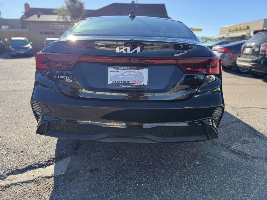2023 Kia Forte LX - Photo 6