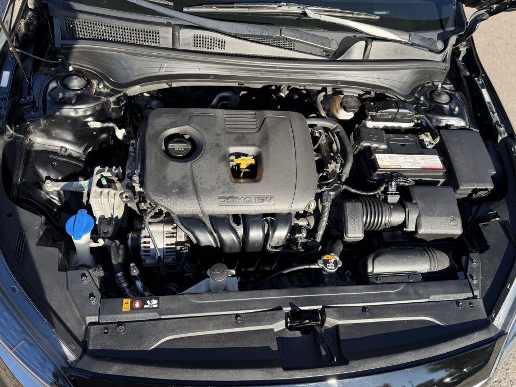 2023 Kia Forte LX - Photo 17