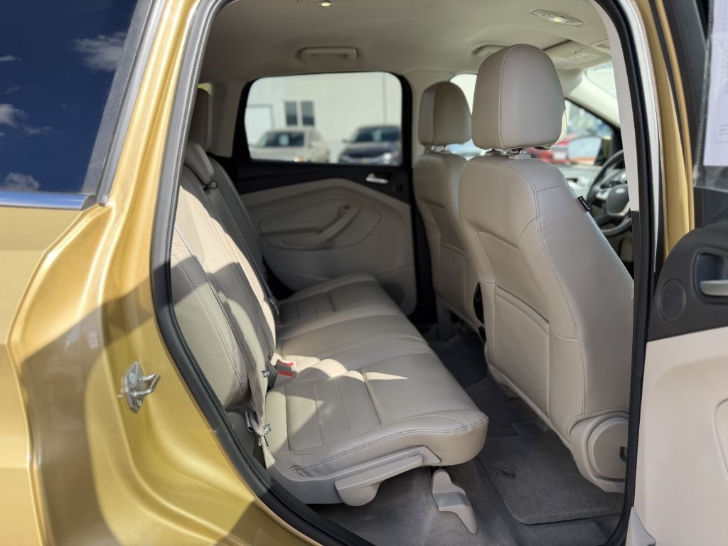 Ford Escape Titanium 4WD 2014 Ford Escape Titanium 4WD 2014