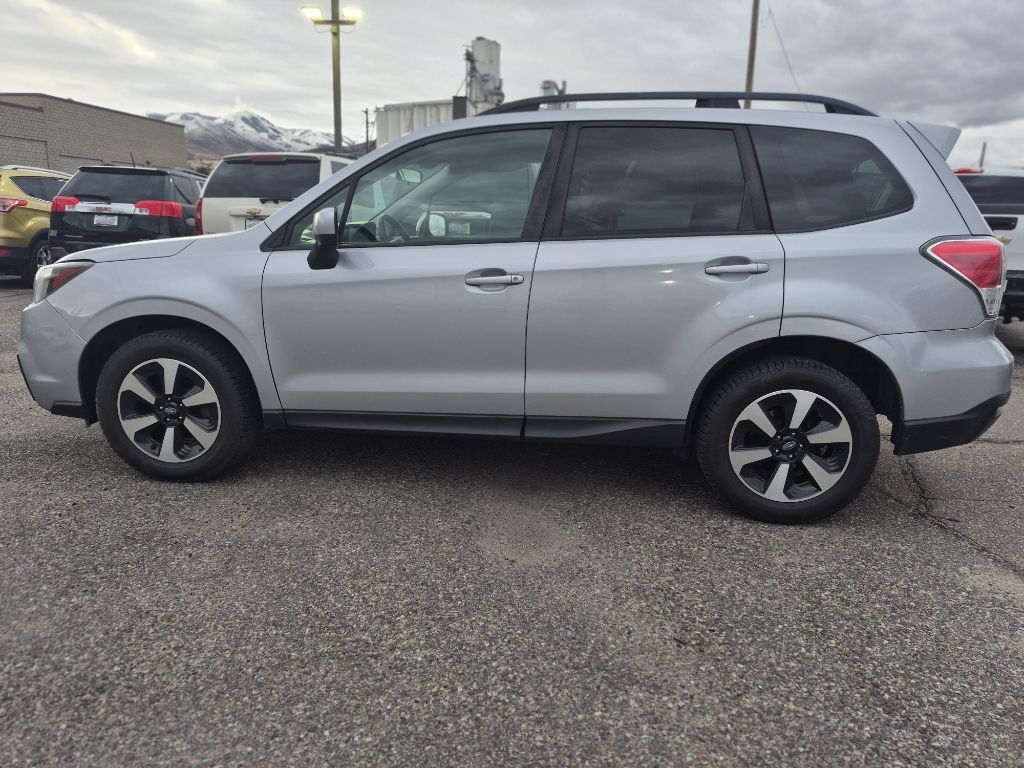 Subaru Forester 2.5i Premium PZEV CVT 2018