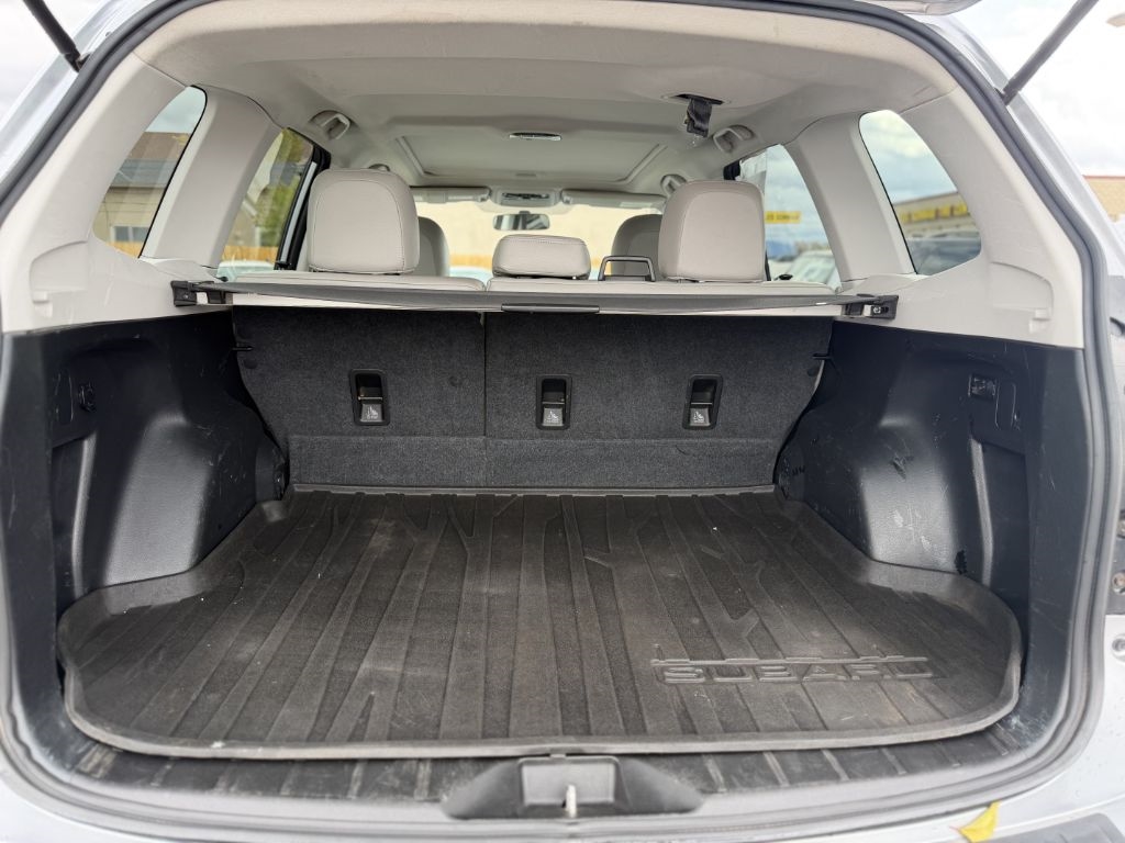 Subaru Forester 2.5i Premium PZEV CVT 2016