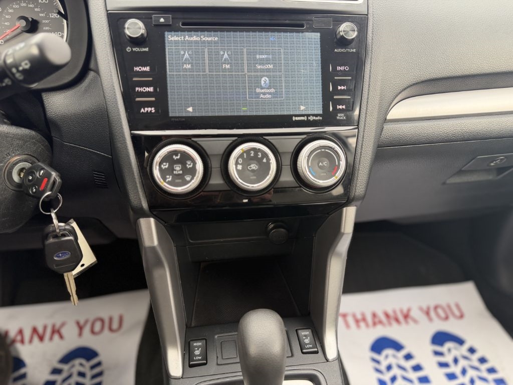 Subaru Forester 2.5i Premium PZEV CVT 2016