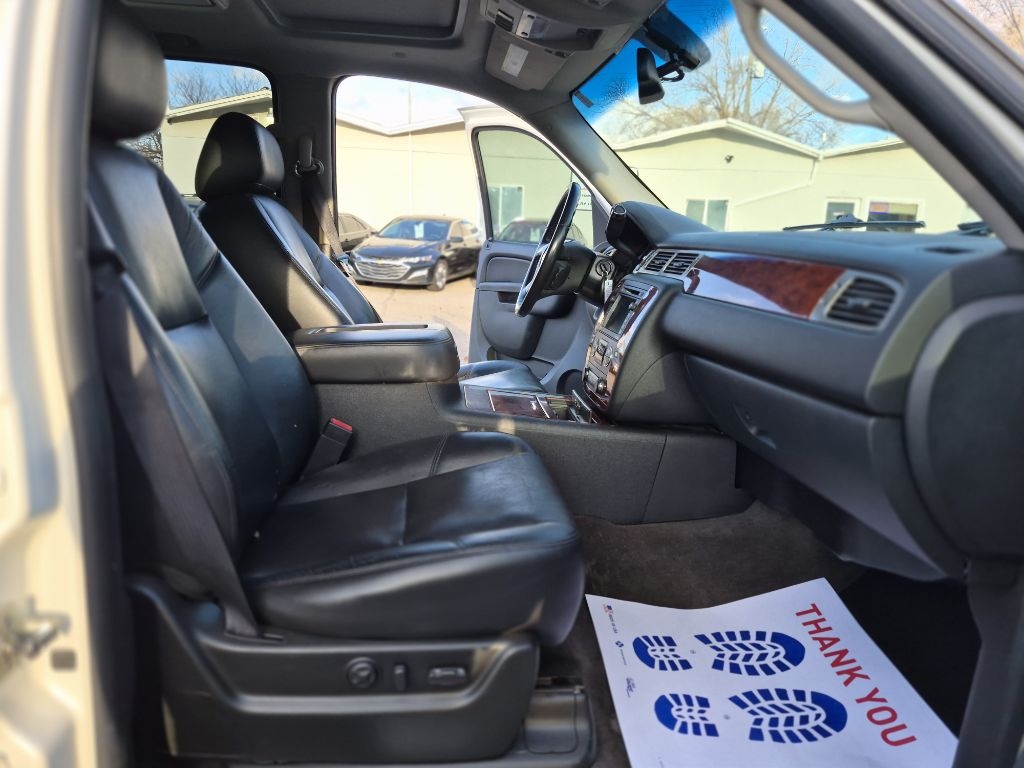 Chevrolet Tahoe LTZ 4WD 2010