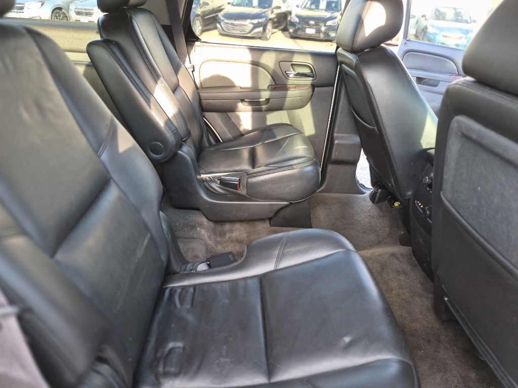 Chevrolet Tahoe LTZ 4WD 2010