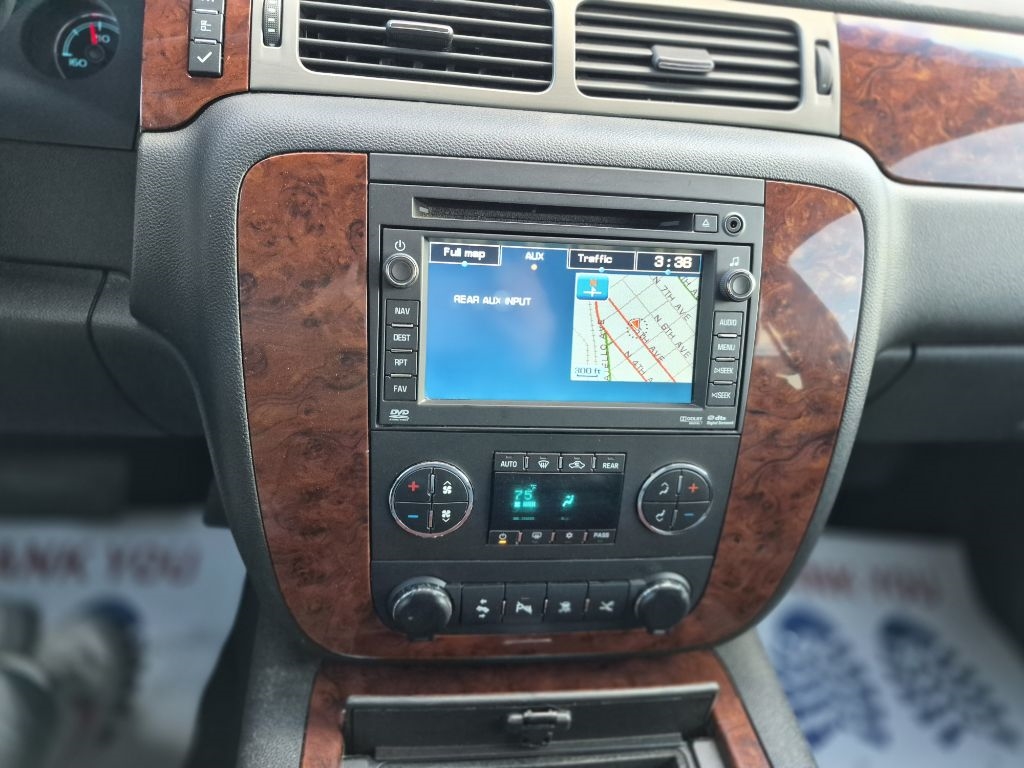 Chevrolet Tahoe LTZ 4WD 2010